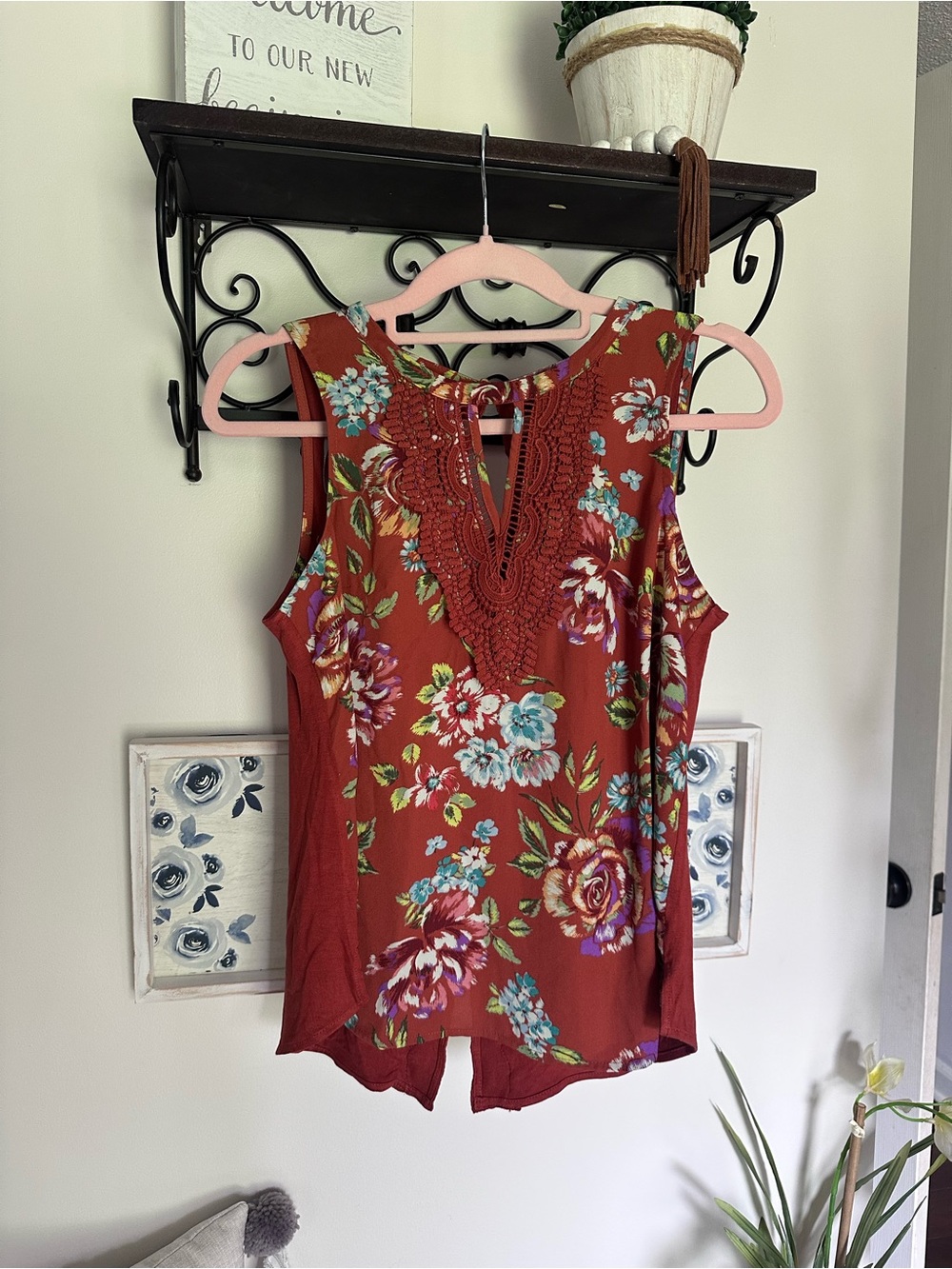 NWT Daniel Rainn Rust Floral Crochet-Trim Sleeveless Camisole